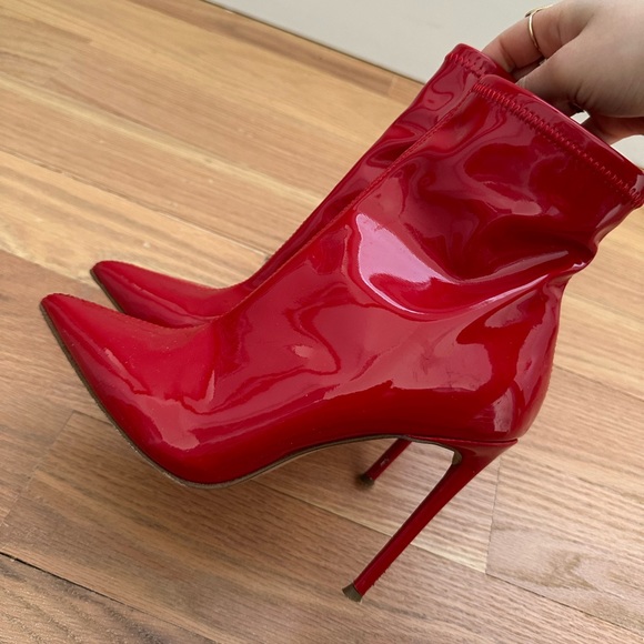 red heeled boots - Picture 1 of 4